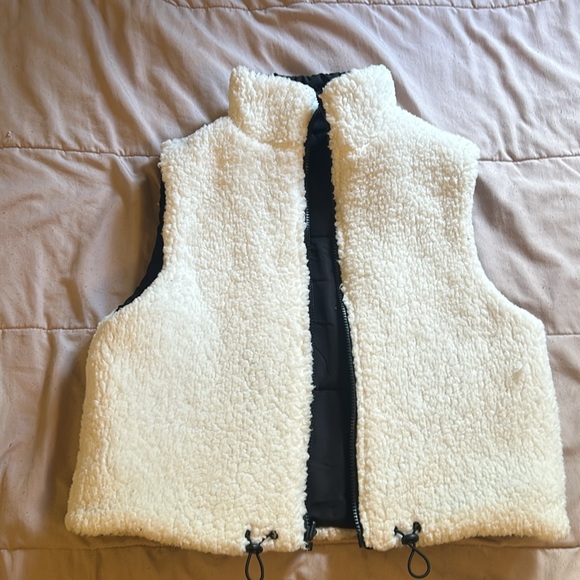 Vest - Picture 2 of 2